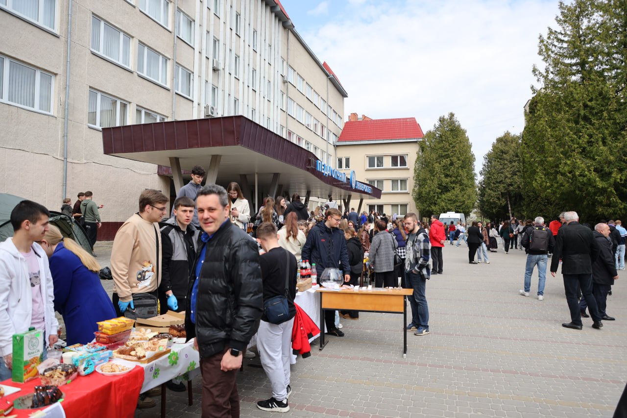 Yarmarka na "TNPU DAY" 2026